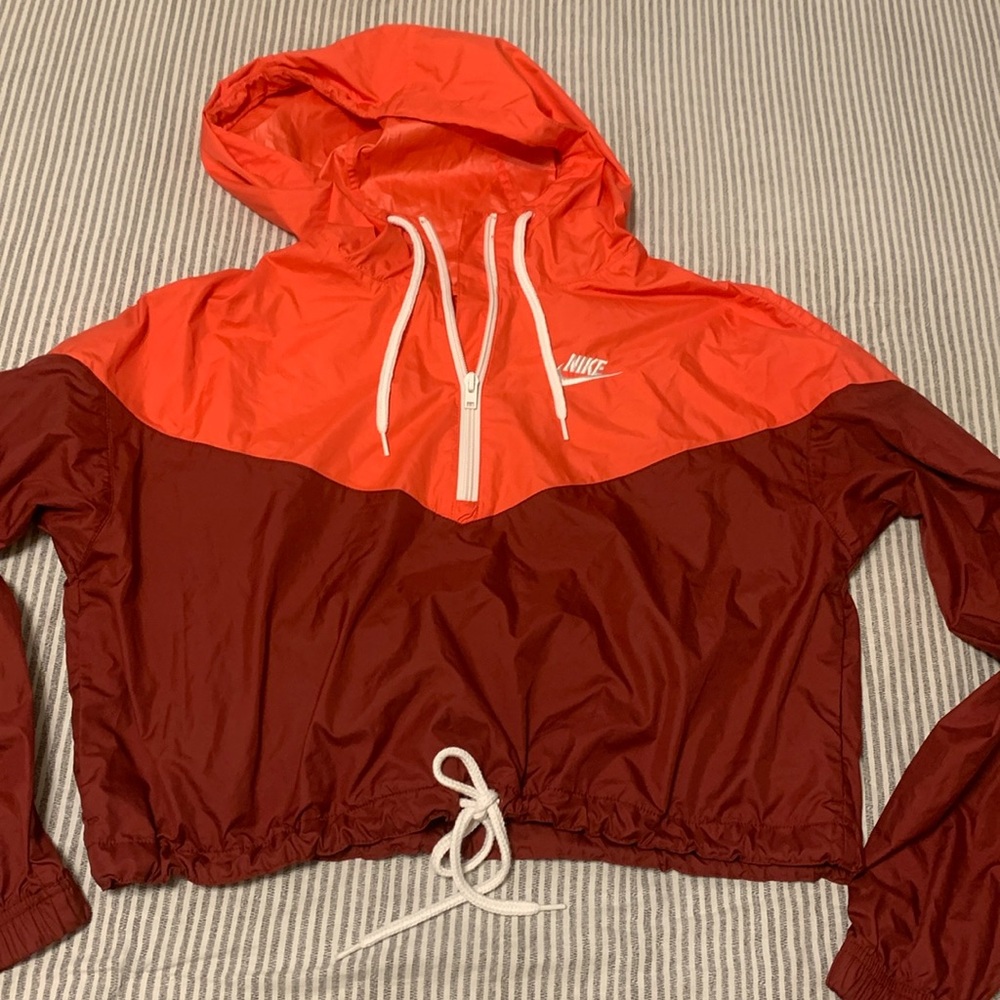 Nike cropped wind breaker